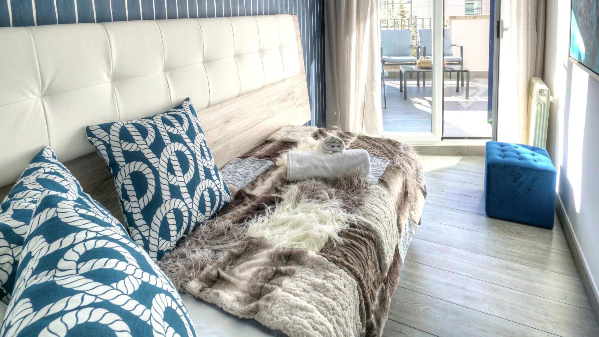 Beachstyle Penthouse By Hello Homes Сіджас Екстер'єр фото